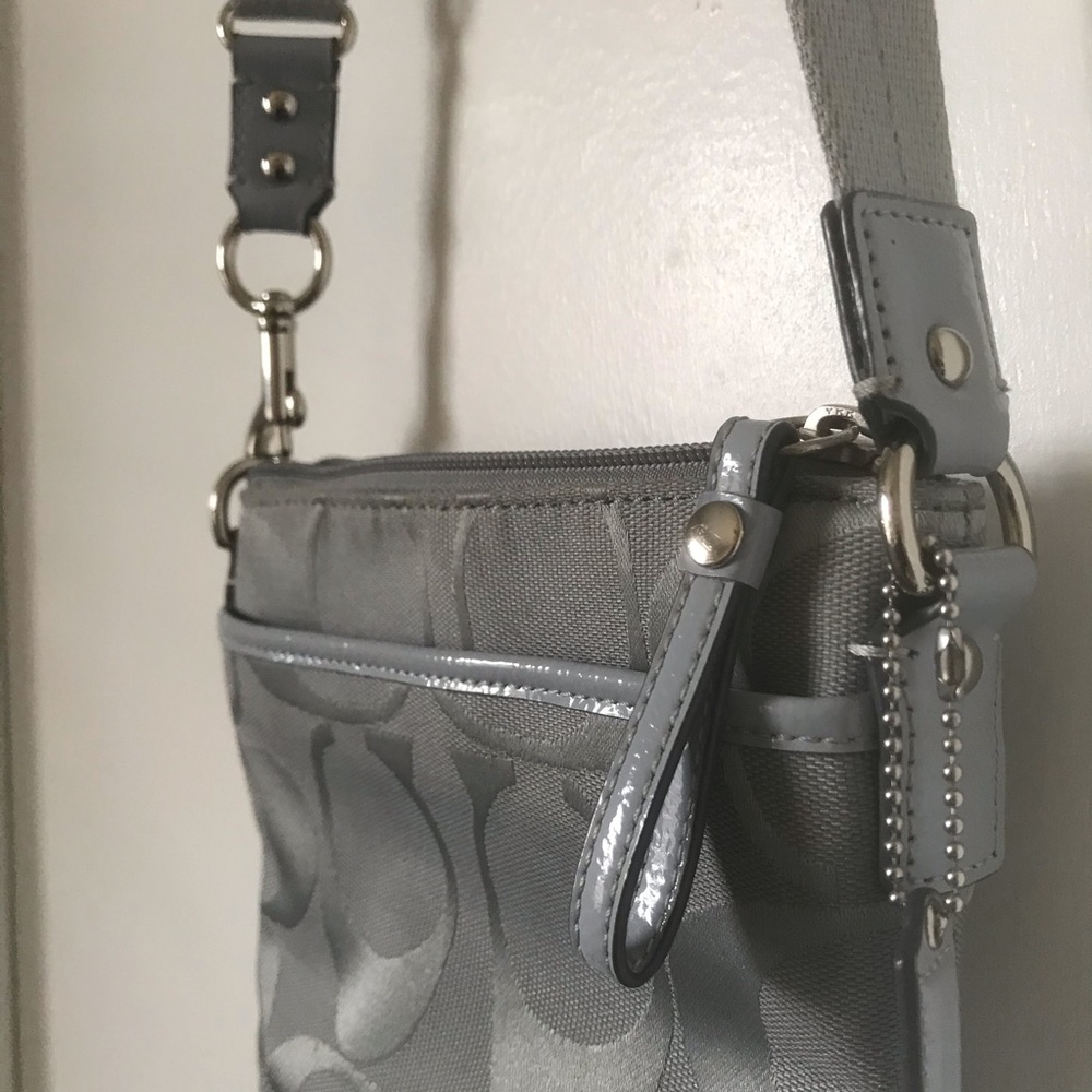 MAKE OFFER Coach Adjustable Strap Crossbody Purse